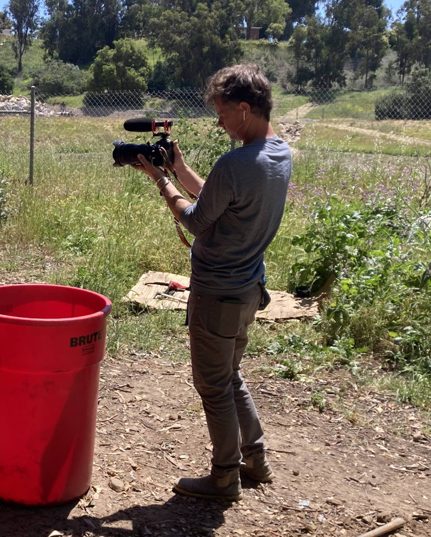 Jonas-camera_Headshot